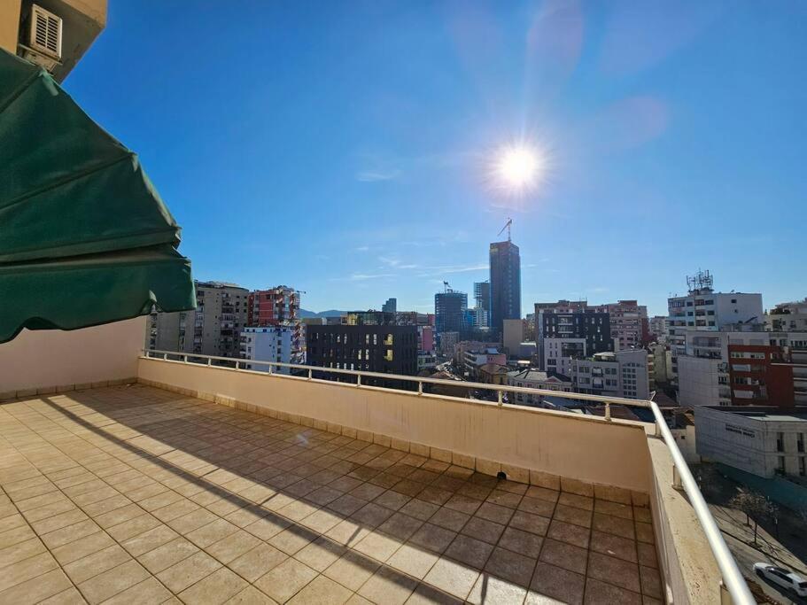Central Apartment Tirana Eksteriør billede