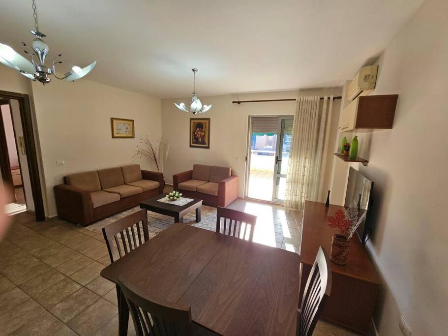 Central Apartment Tirana Eksteriør billede