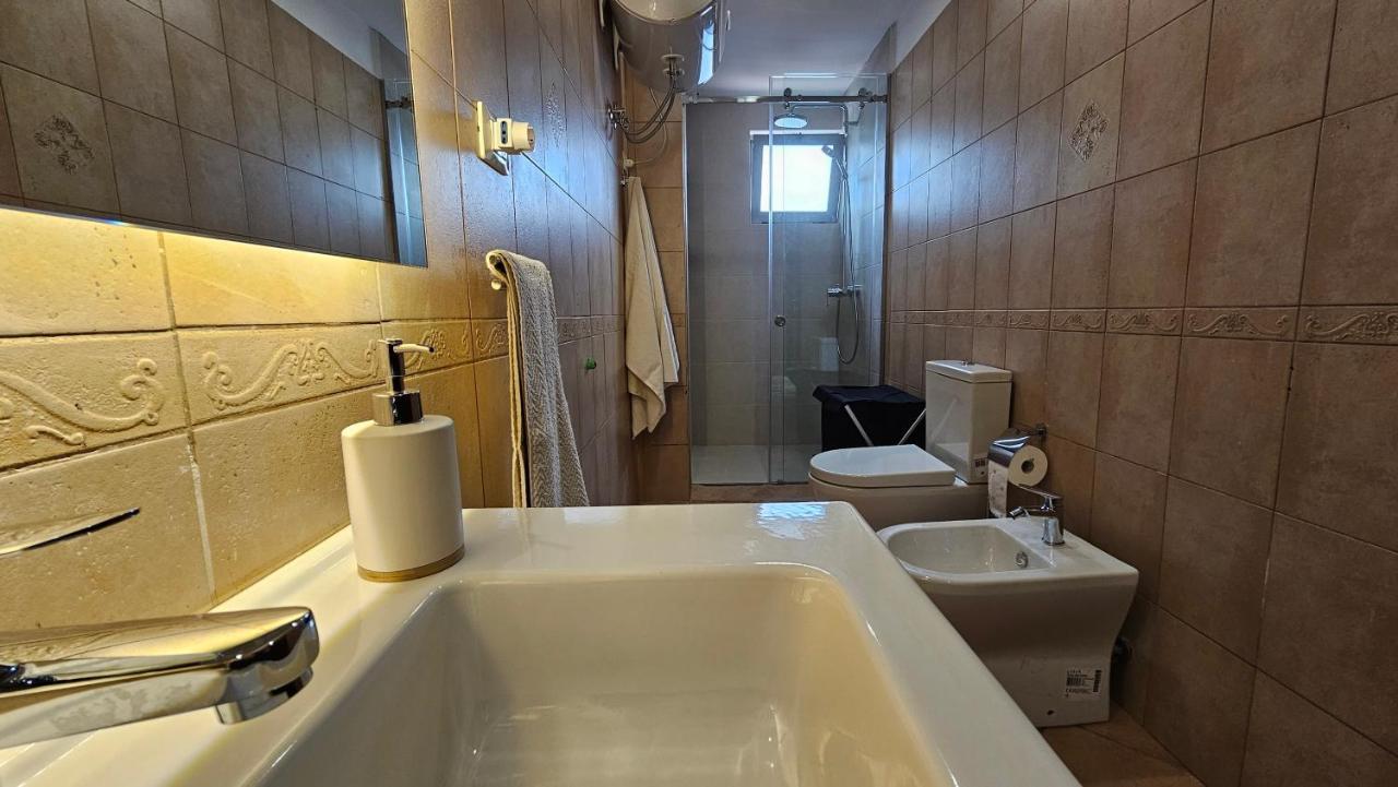 Central Apartment Tirana Eksteriør billede